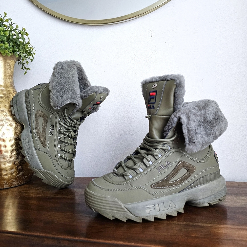 Fila Disruptor II Faux Shearling Chunky Winter Boots Olive Green Women’s 7